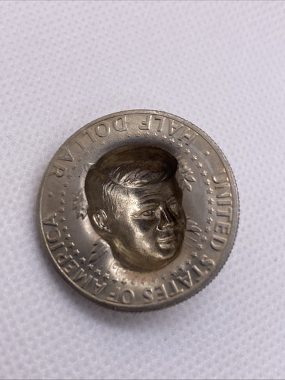 1974 Kennedy Half Dollar 3-D Pop Out Repousse Coin #4569-10