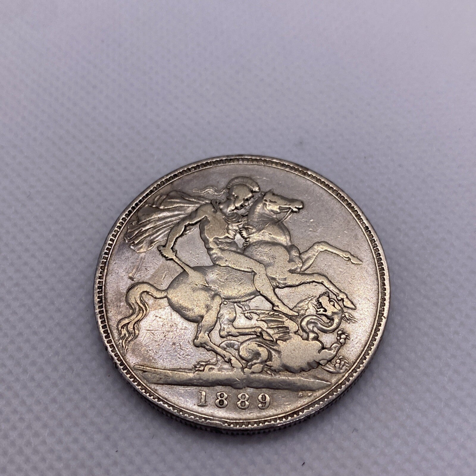 1889 GREAT BRITAIN SILVER CROWN QUEEN VICTORIA Silver Coin Reeded Edge #7932