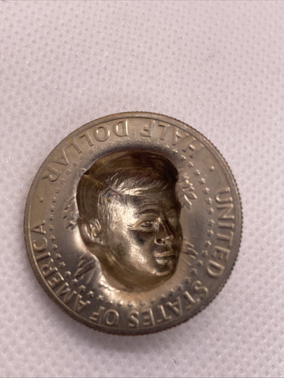 1974 Kennedy Half Dollar 3-D Pop Out Repousse Coin #7734-10