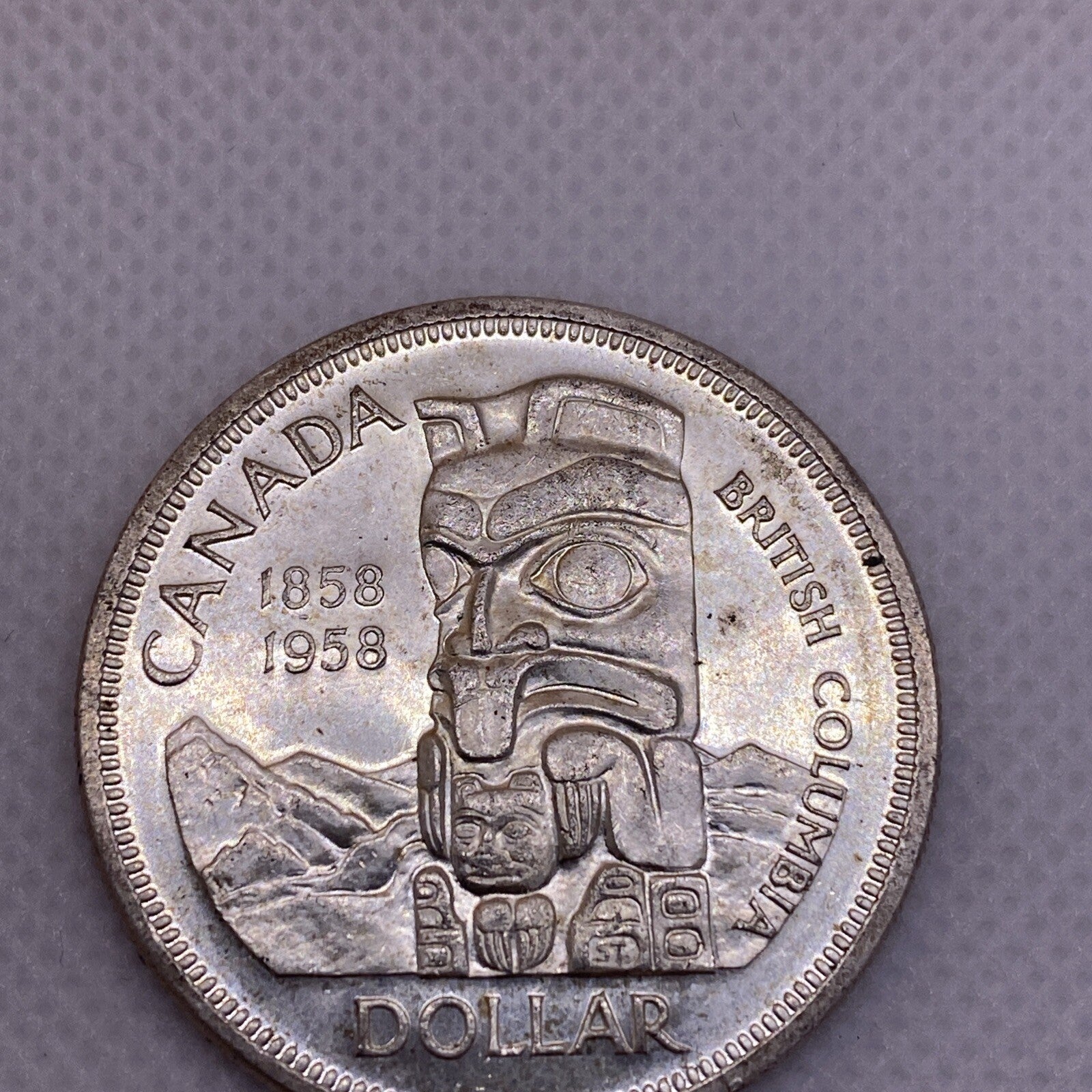 1958 CANADIAN SILVER DOLLAR BEAUTIFUL CANADA SILVER COIN #4700-10