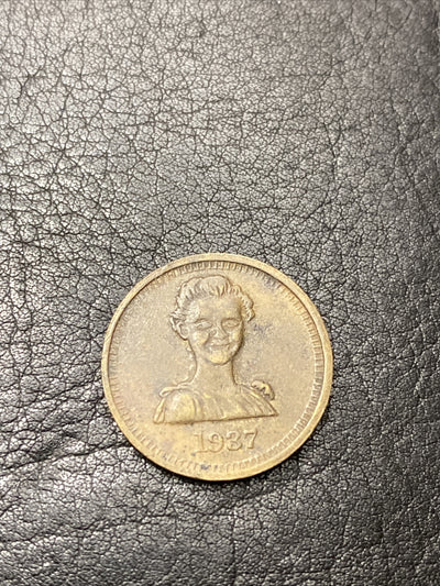 1937 Amelia Earhart Bust Pictorial - Token | Medal | Coin - Blank Reverse