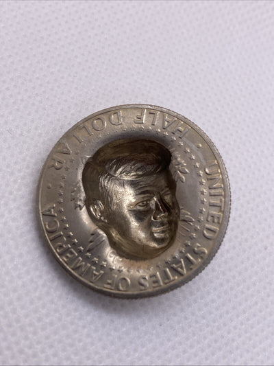 1974 Kennedy Half Dollar 3-D Pop Out Repousse Coin #4569-10