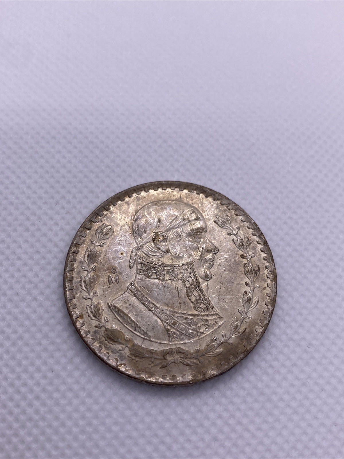 1962 MEXICO UN Peso One Peso Silver w/ Morelos Mexican Silver Coin