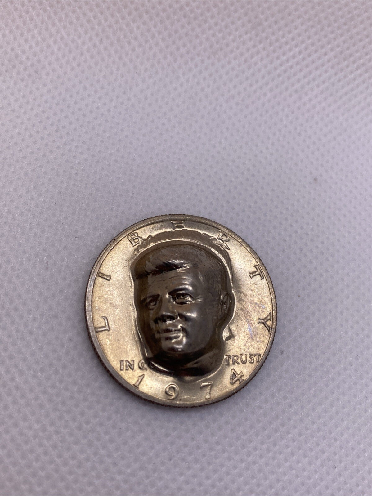1974 Kennedy Half Dollar 3-D Pop Out Repousse Coin #4569-10