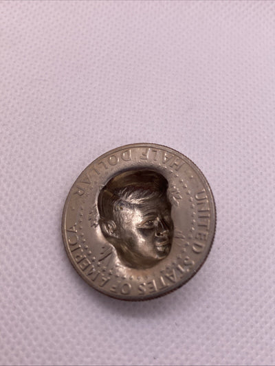 1974 Kennedy Half Dollar 3-D Pop Out Repousse Coin #7734-10