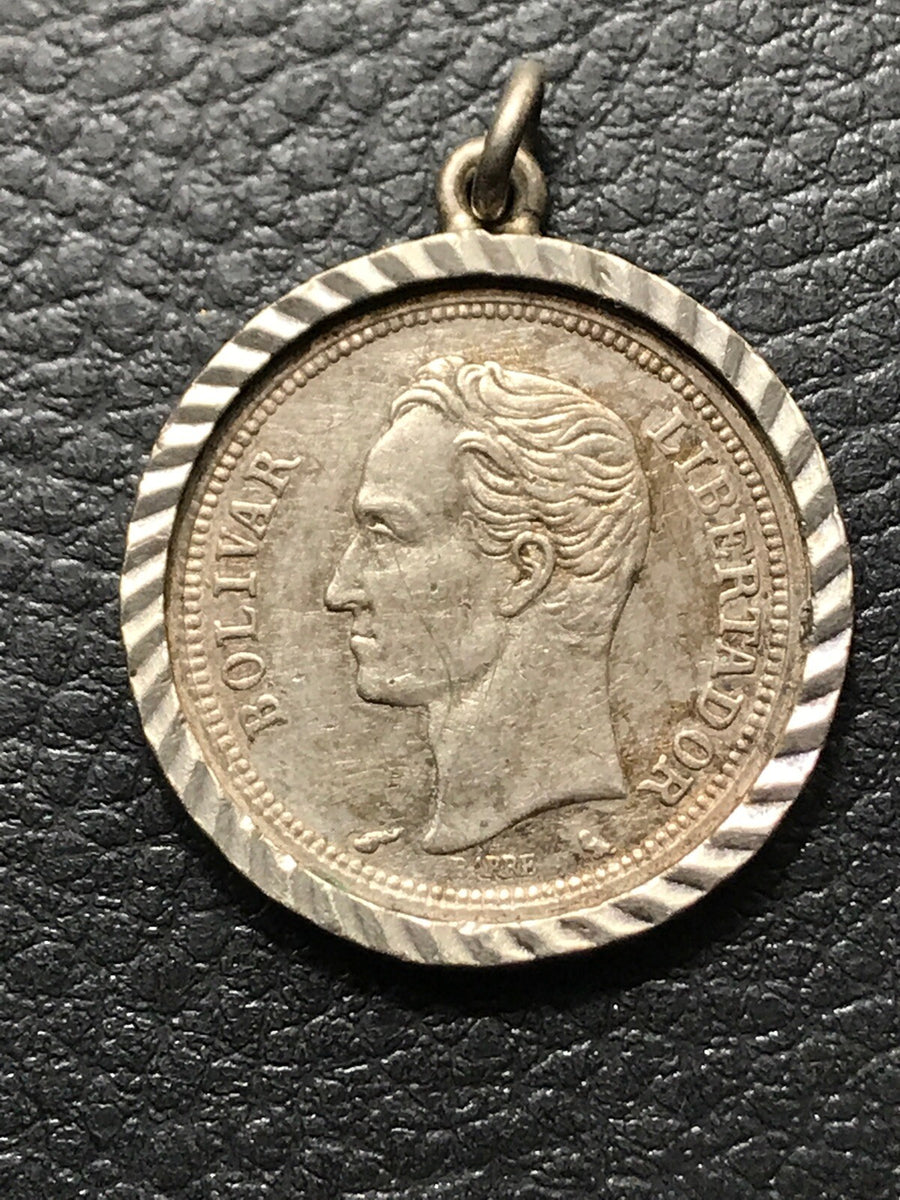 VENEZUELA 🇻🇪 ONE BOLIVAR 1960 SILVER WORLD COIN In A Bezel