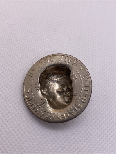 1974 Kennedy Half Dollar 3-D Pop Out Repousse Coin #7734-10