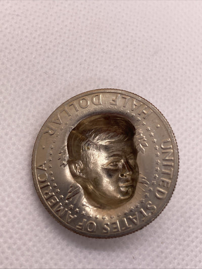 1974 Kennedy Half Dollar 3-D Pop Out Repousse Coin #7734-10