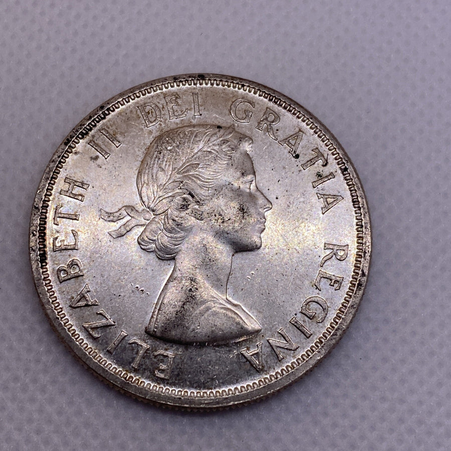 1958 CANADIAN SILVER DOLLAR BEAUTIFUL CANADA SILVER COIN #4700-10