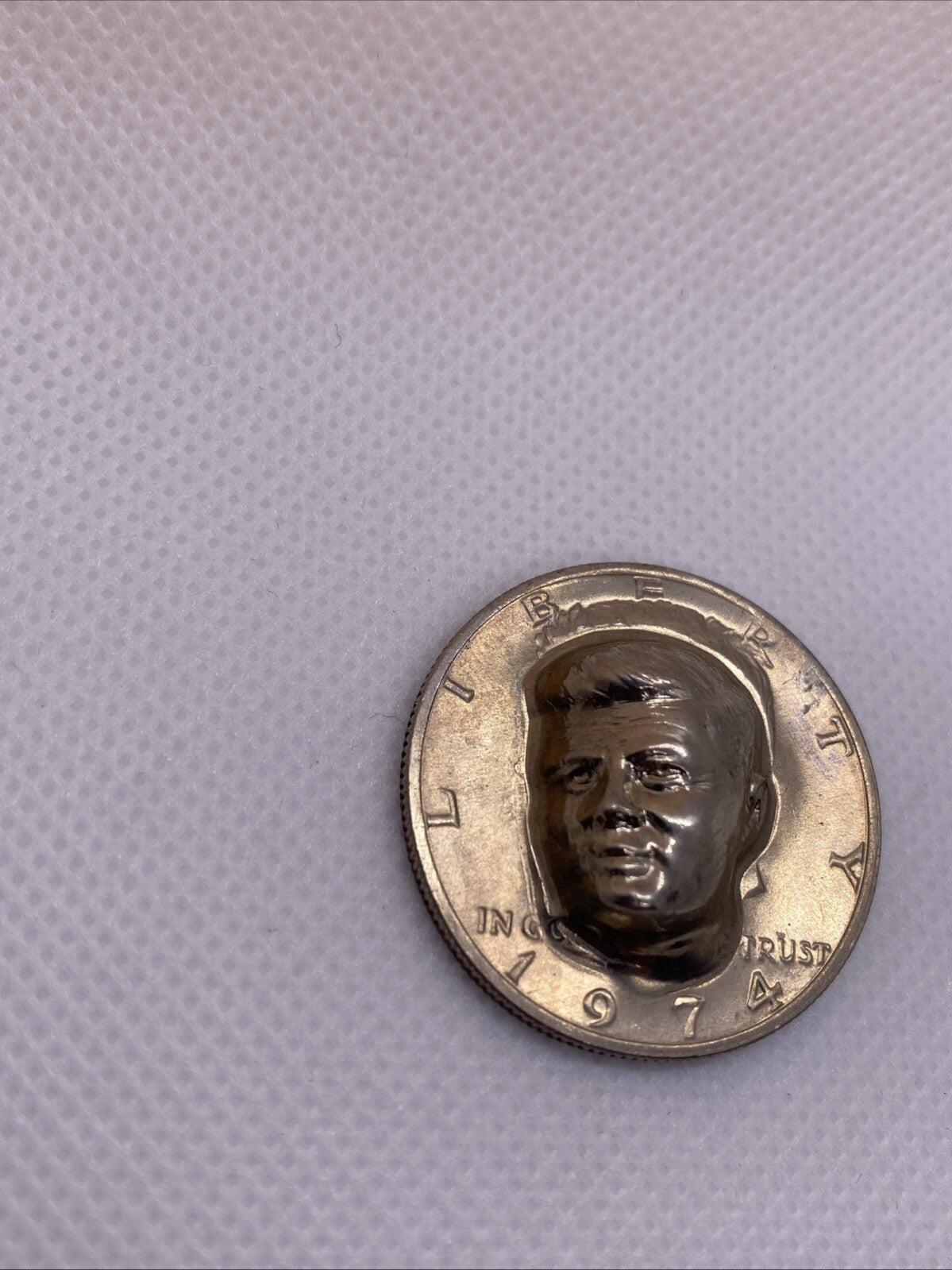 1974 Kennedy Half Dollar 3-D Pop Out Repousse Coin #5678-10