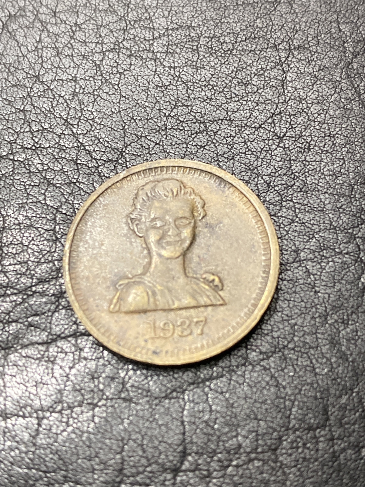 1937 Amelia Earhart Bust Pictorial - Token | Medal | Coin - Blank Reverse