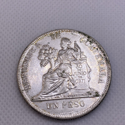 1895 Guatemala 1 Peso Large Silver Coin