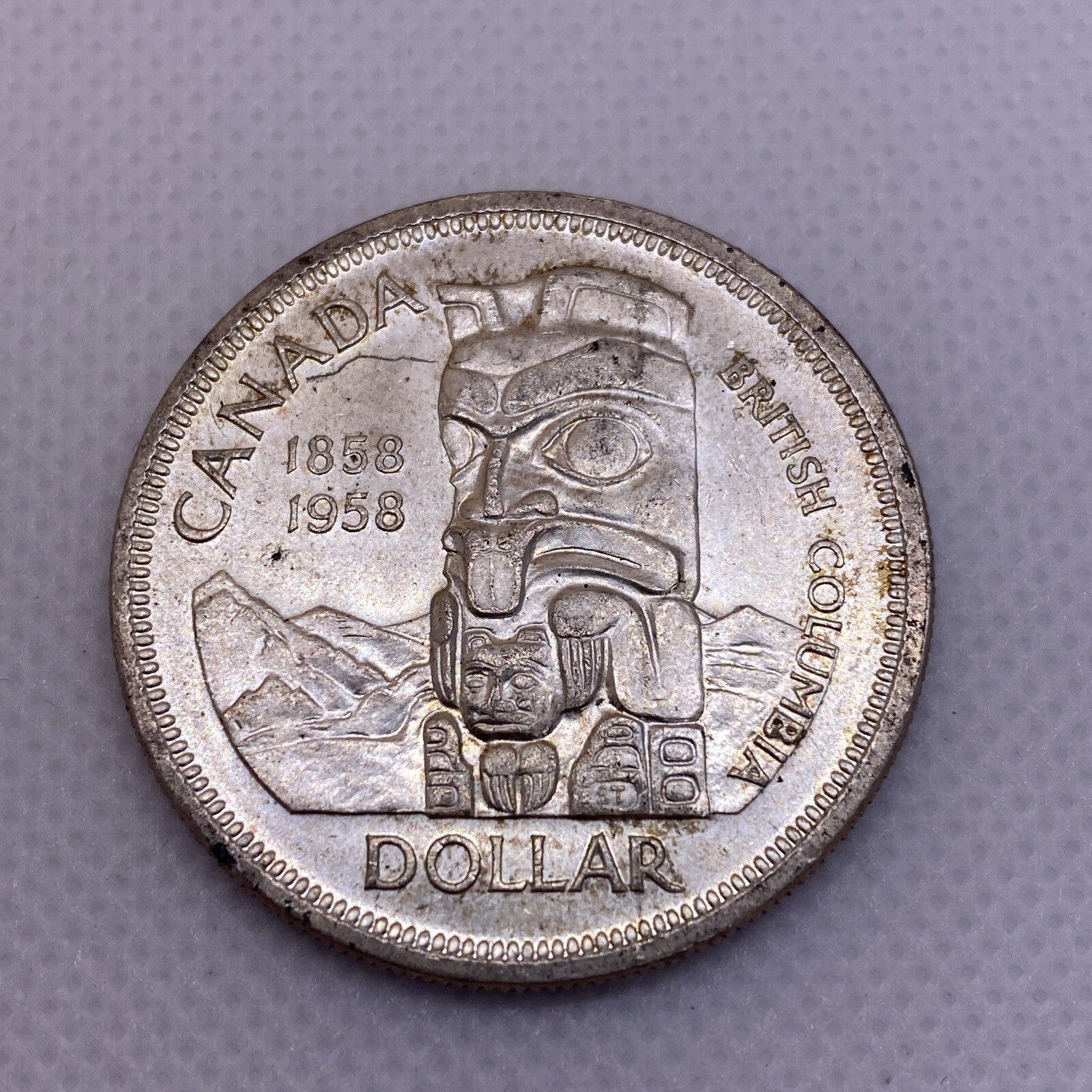 1958 CANADIAN SILVER DOLLAR CANADA SILVER COIN #3590-10