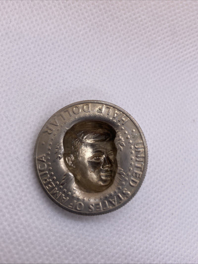 1974 Kennedy Half Dollar 3-D Pop Out Repousse Coin #5678-10