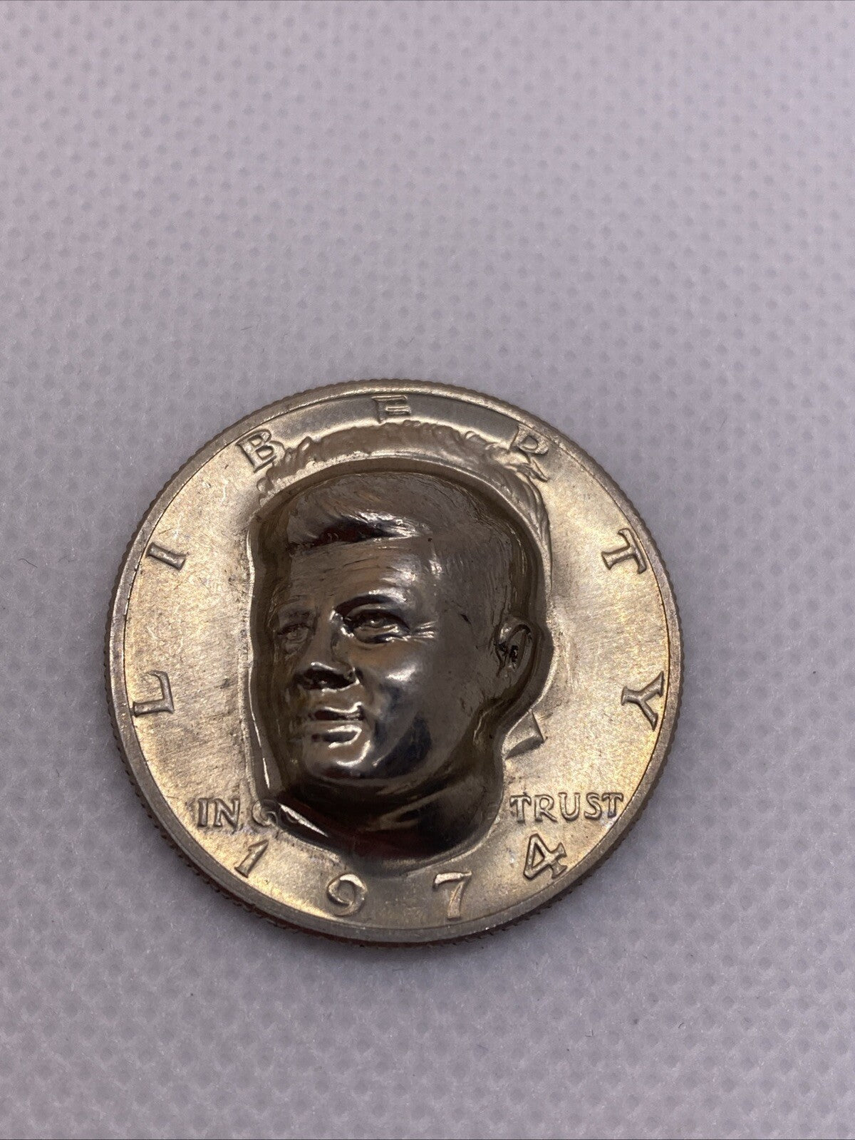 1974 Kennedy Half Dollar 3-D Pop Out Repousse Coin #7734-10