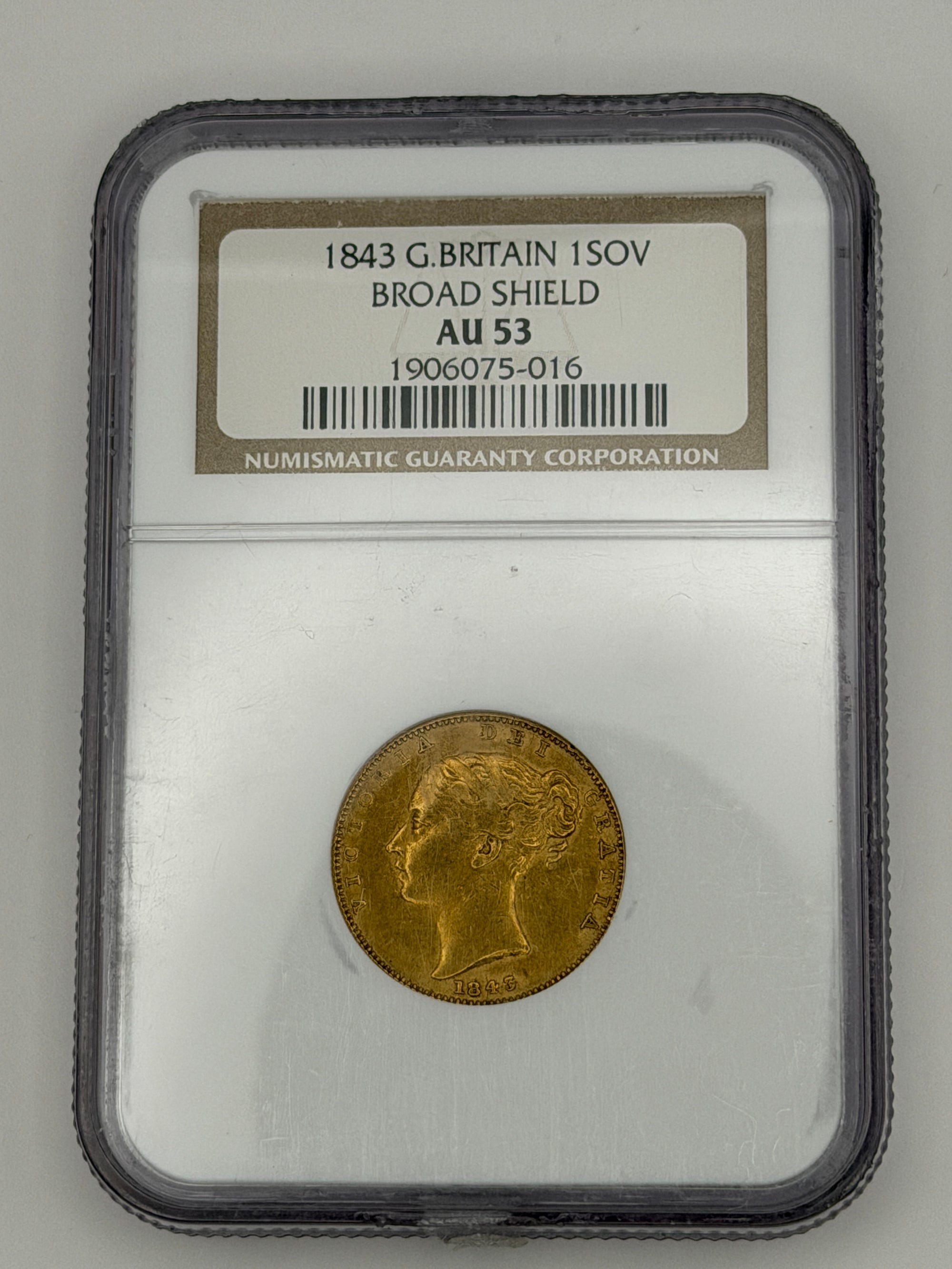 1843 Great Britain Gold Sovereign Broad Shield NGC AU53 | Queen Victoria Young Head